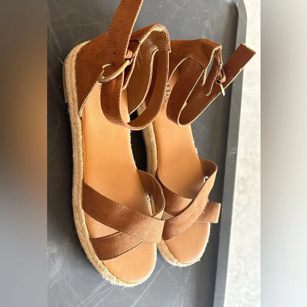 Perfect for Summertime - Ana Espadrille Sandals (Never Worn) - Picture 2 of 3